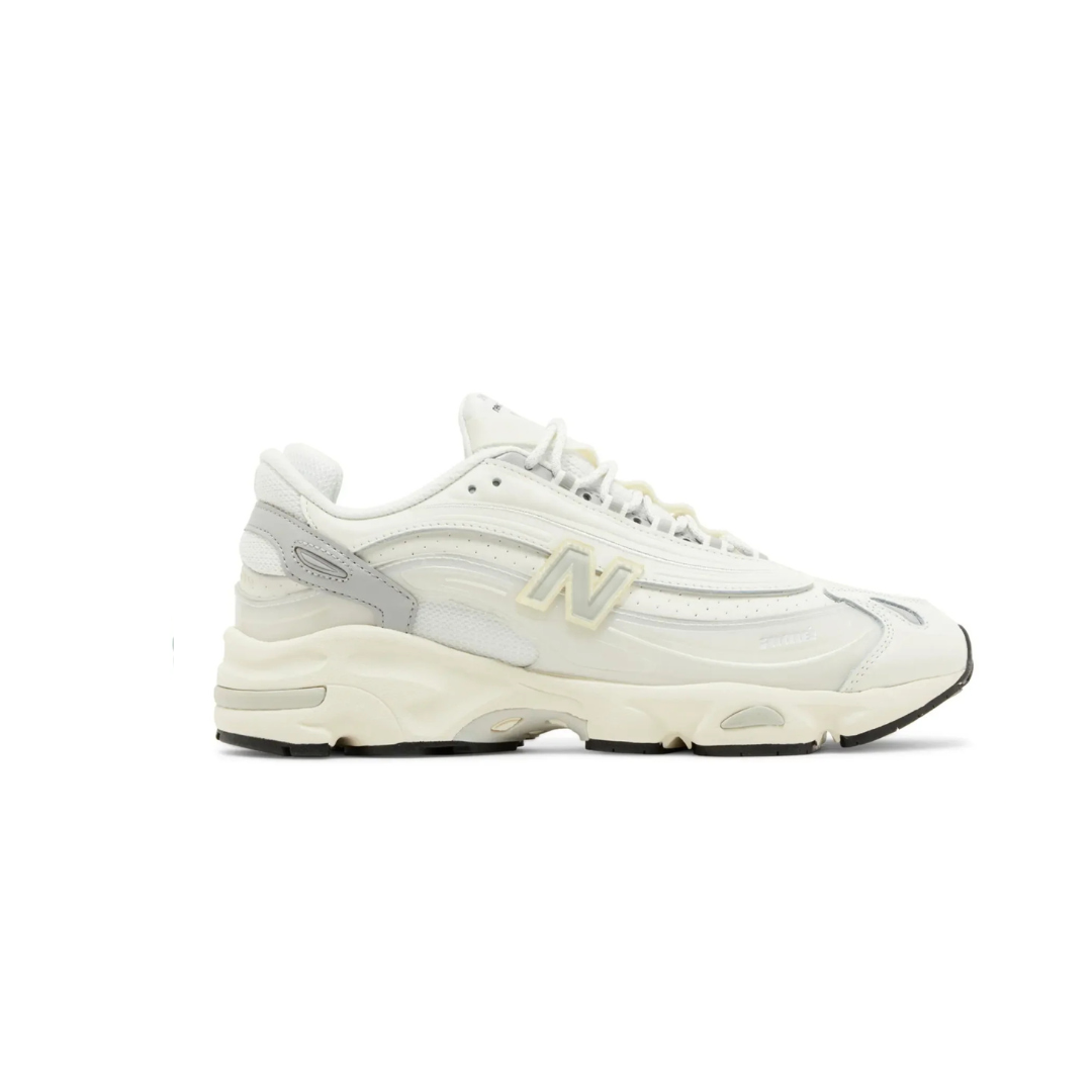 New Balance 1000 White